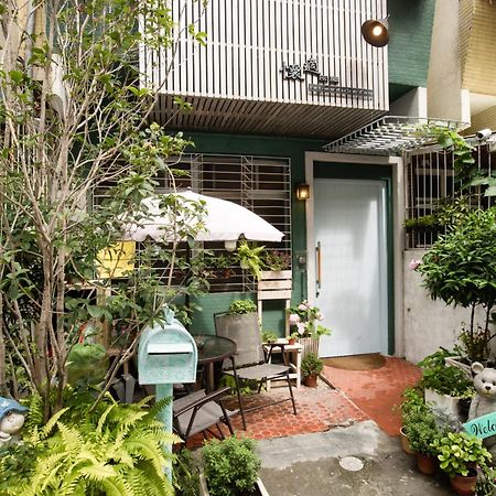 Cozy Cozy Hostel Tainan Exterior photo