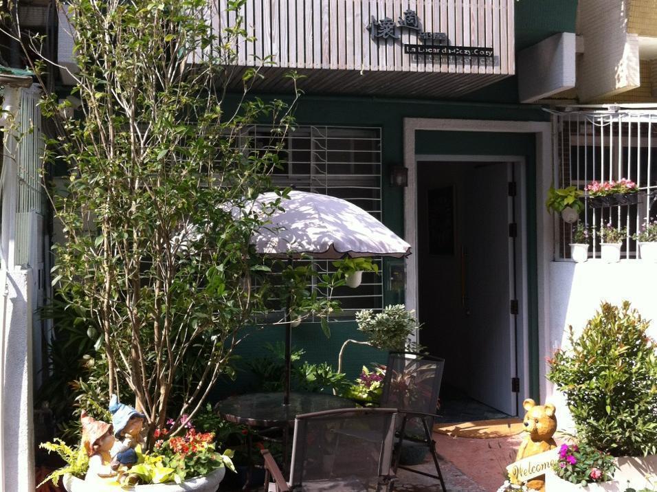 Cozy Cozy Hostel Tainan Exterior photo