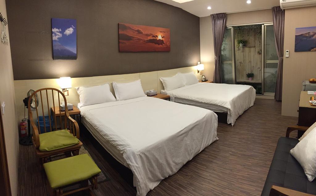 Cozy Cozy Hostel Tainan Exterior photo