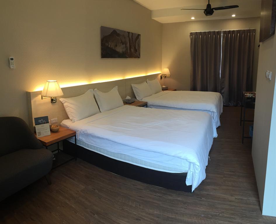Cozy Cozy Hostel Tainan Exterior photo