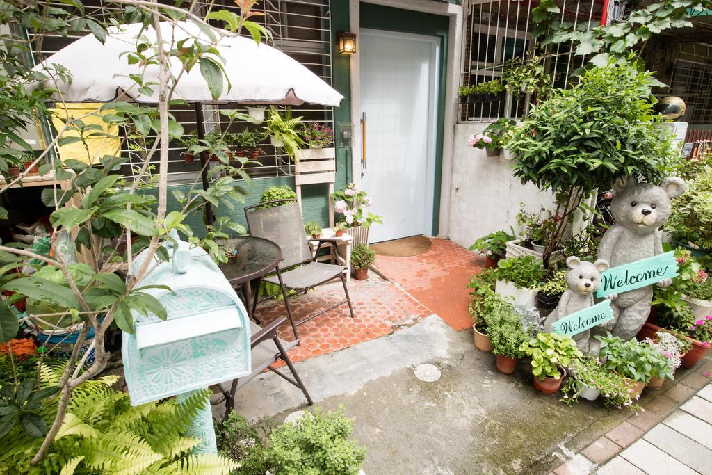 Cozy Cozy Hostel Tainan Exterior photo