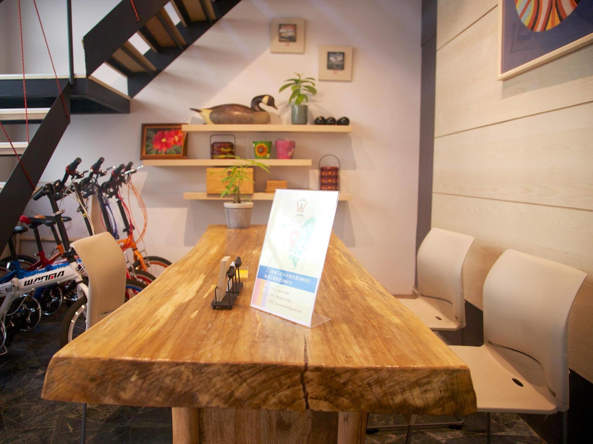 Cozy Cozy Hostel Tainan Exterior photo